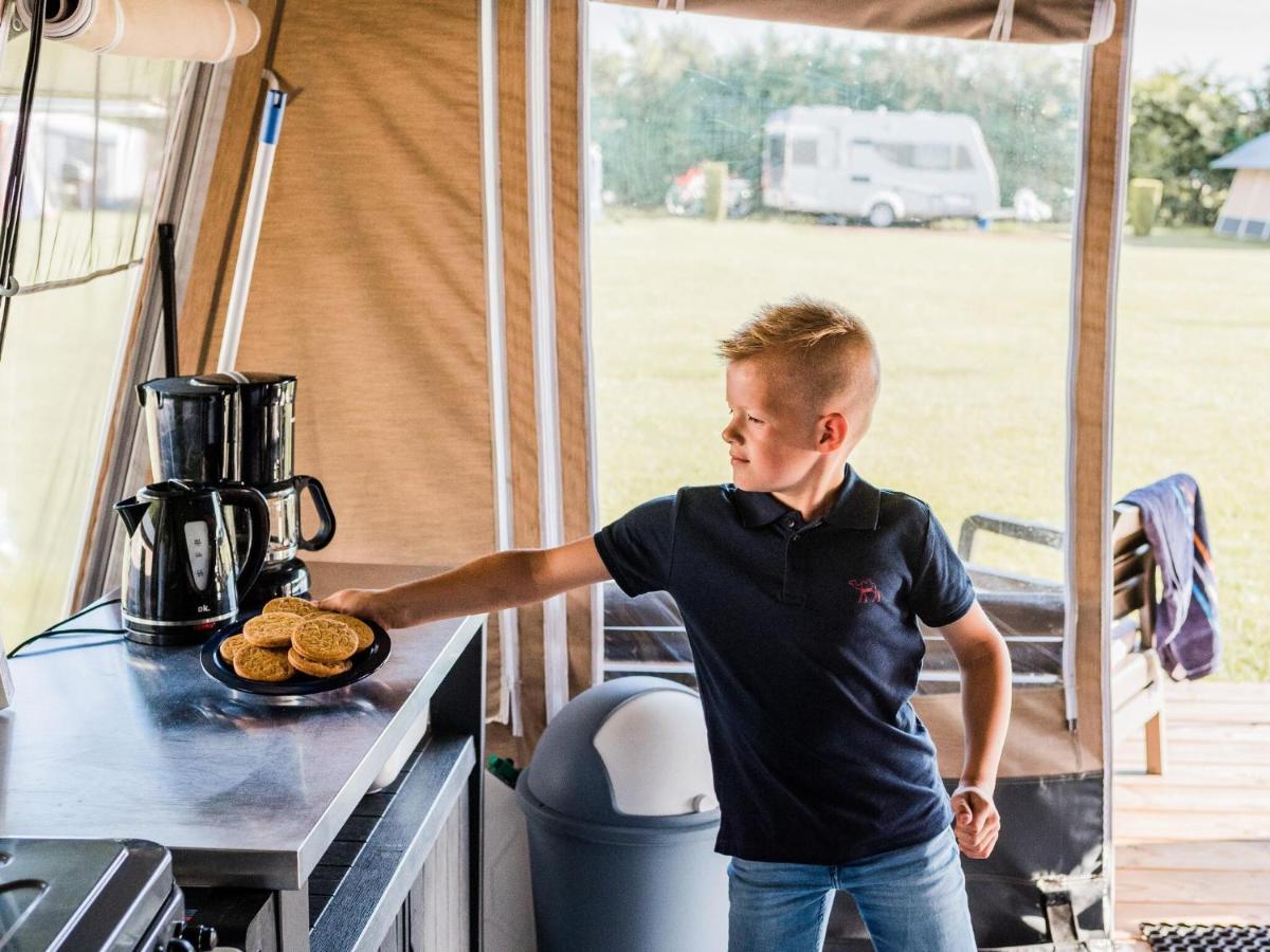 Nice Tent Lodge On A Campsite, Adjacent To The Forest, 27 Km From Luxembourg Medernach 外观 照片